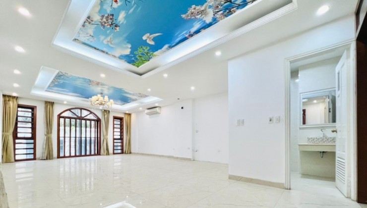 Bán gấp mặt phố Trương Công Giai, 60m, 6 Tầng, 30.97 Tỷ
